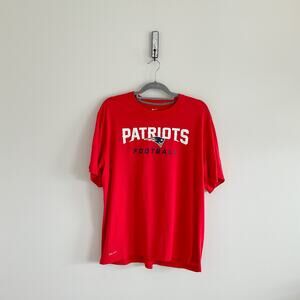 NWOT Men's XL Nike New England Patriots Football Athletic Tee
